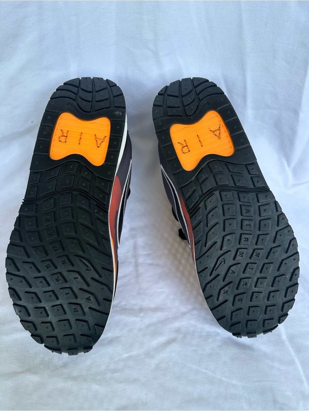 Nike Air Max Solo SE 8M/9.5W - Picture 9 of 10